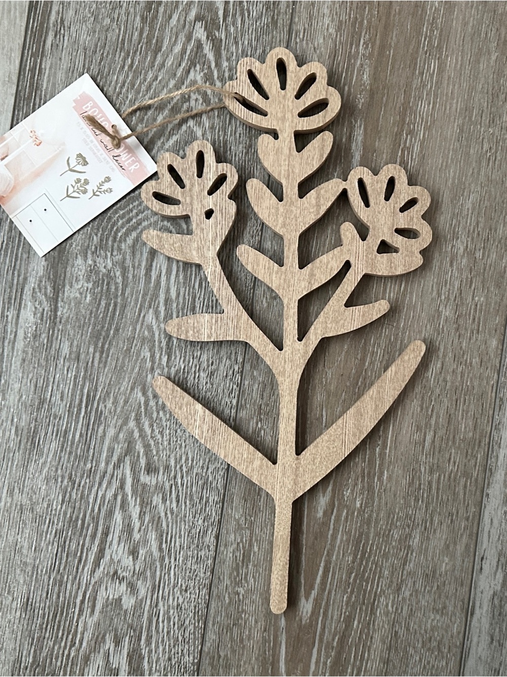 NWT Natural Color Wood Flower Wall Decor Perfect For Any Room